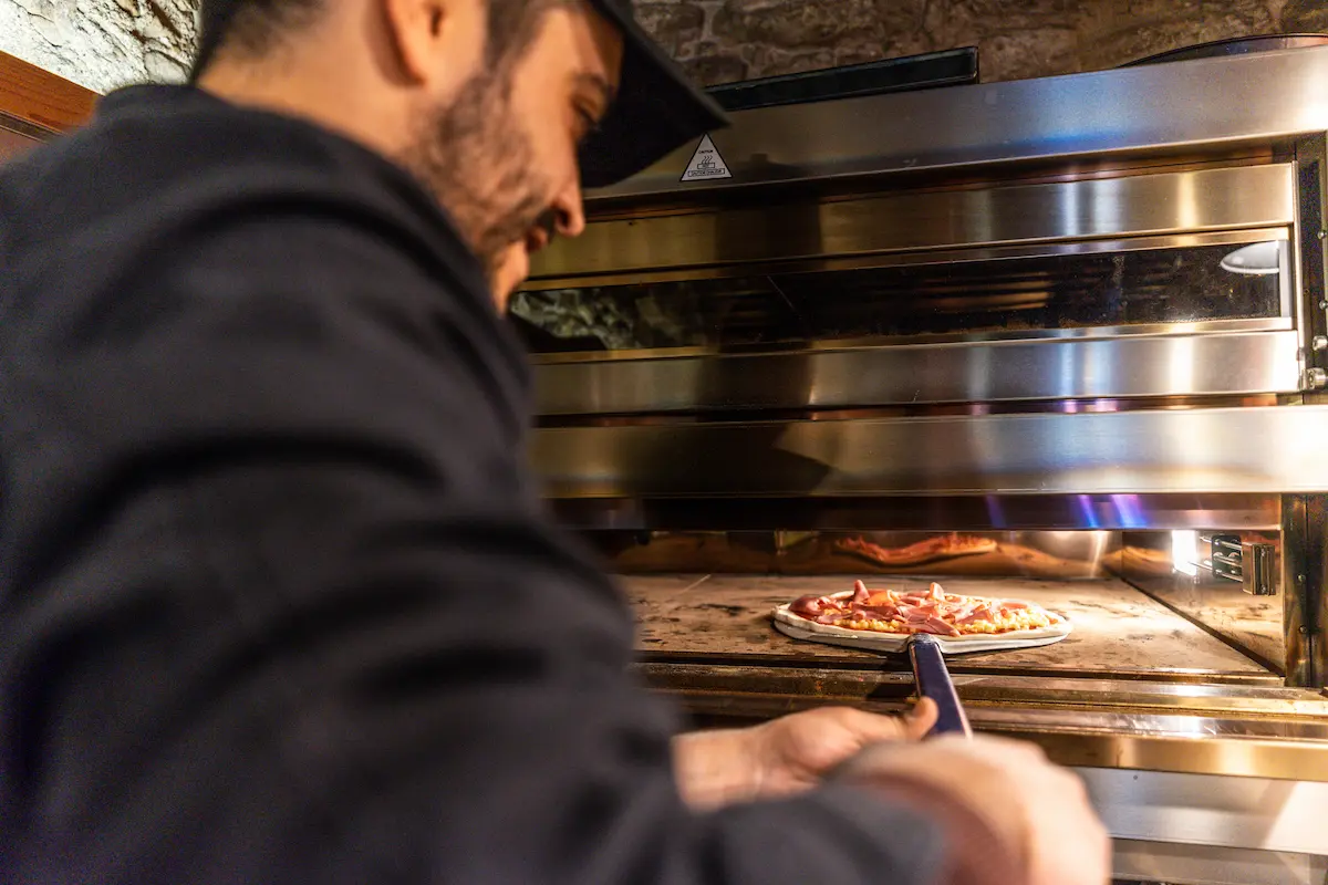 Pizzabäcker von 3Fratelli - Aufnahme von Fotograf Lichtenfels